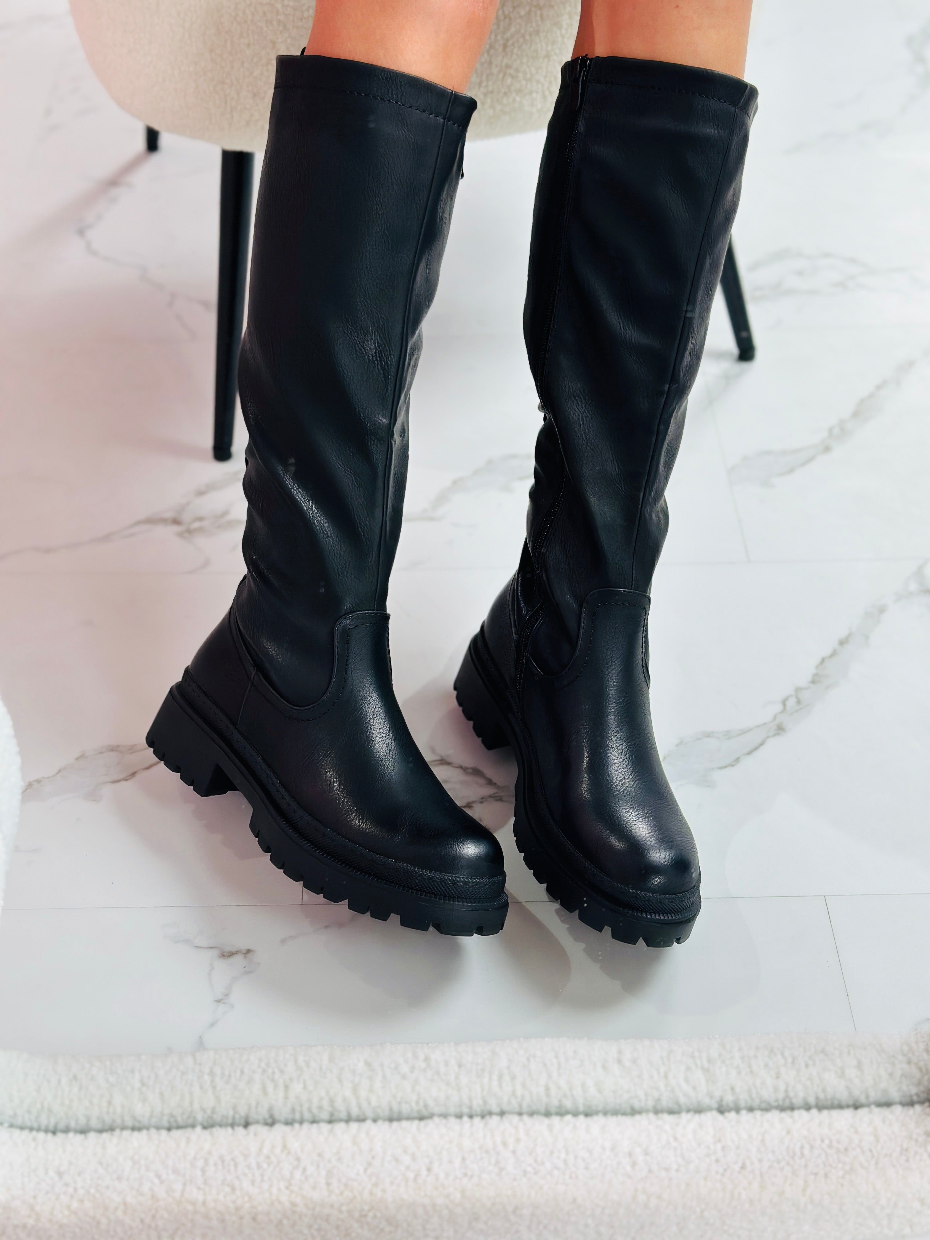 Jadwiga™ | Eleganckie Czarne Kozaki Wysokie